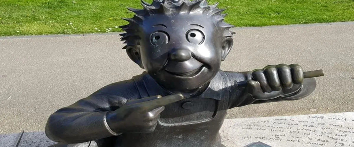 Foto 4 OOR Wullie Bronze Statue