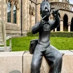 Foto 2 OOR Wullie Bronze Statue