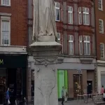 Foto 1 Queen Victoria's Statue